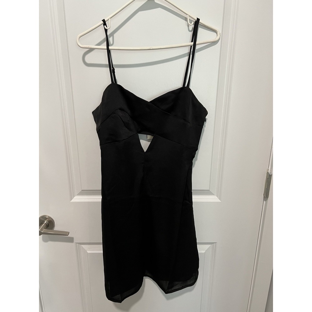 Showpo‎ Kenzin Dress NWT - Black - US 6 AU/UK 10 EU 38
